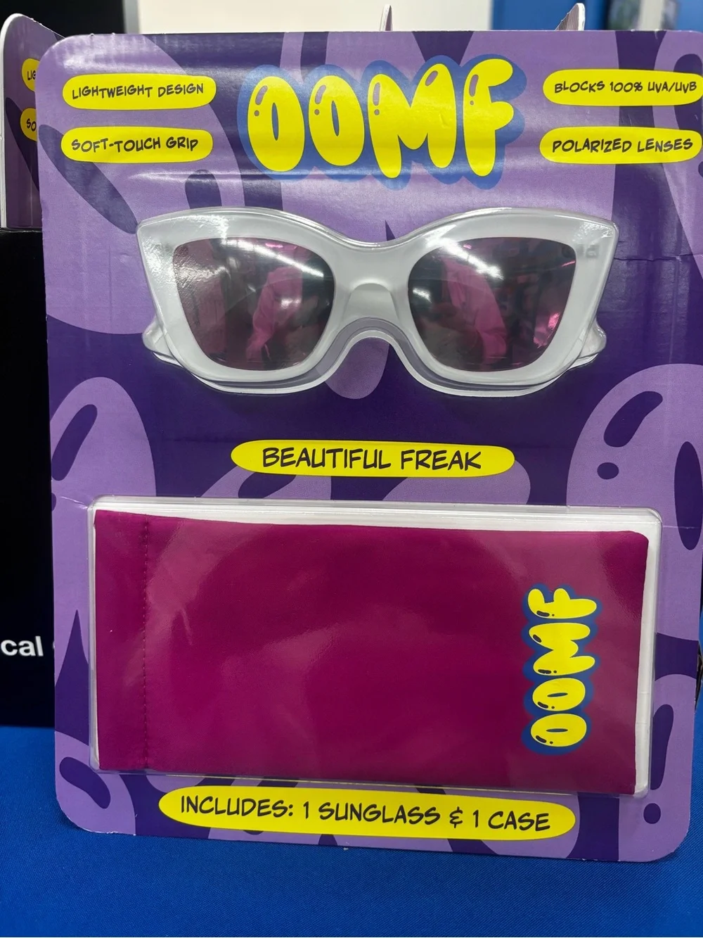 Oomf  White Frame Sunglasses with Pink Lenses and Pink Case